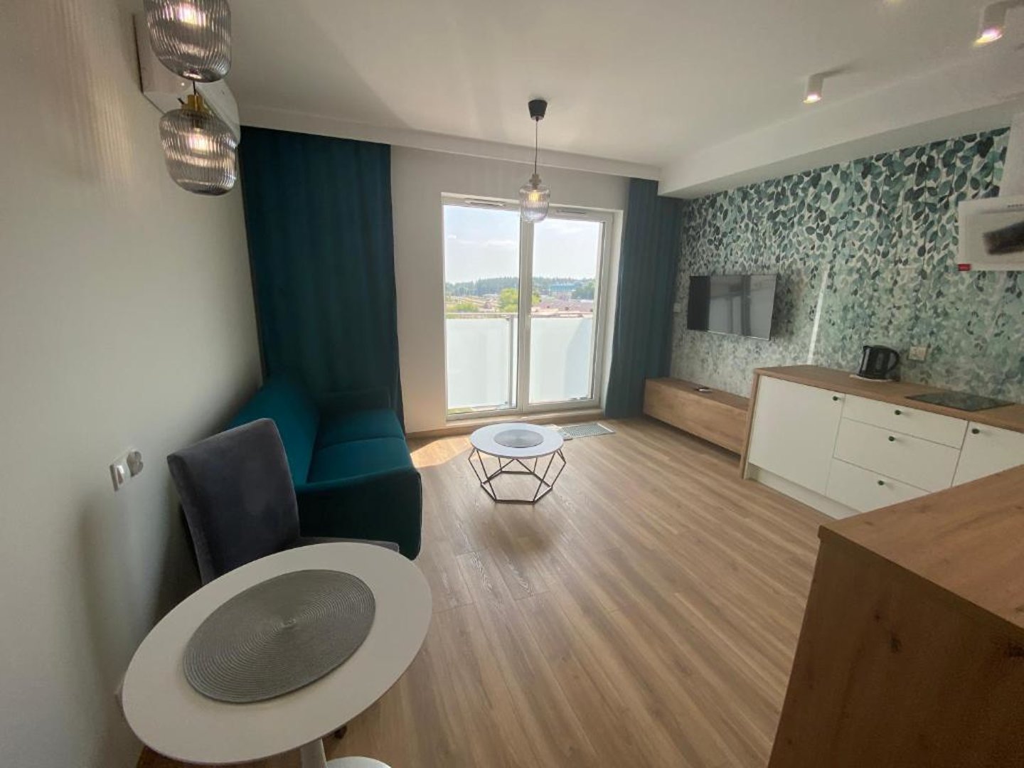 Pod Jabłoniami - 10